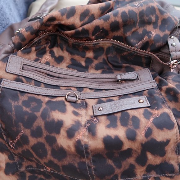 b. Makowsky shoulder bag - Picture 3 of 6